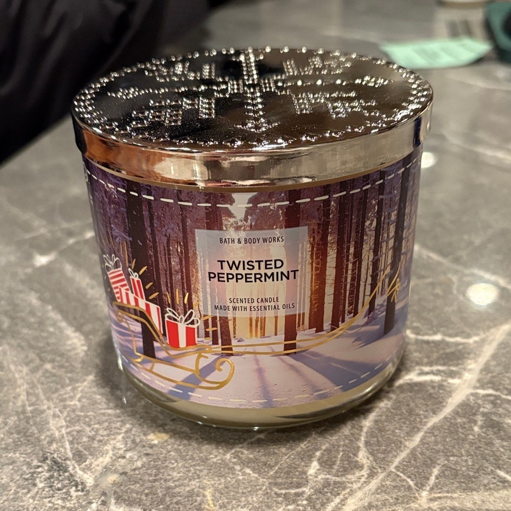 Bath & Body Works Twisted Peppermint 3-Wick Candle NEW Holiday Scent